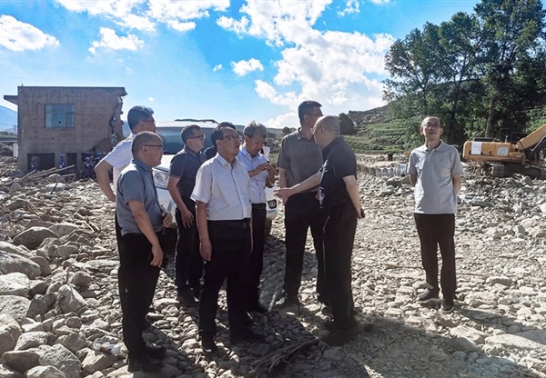 張佩峰 陳一夫赴榆中縣督導災害評估及災后重建技術咨詢服務工作
